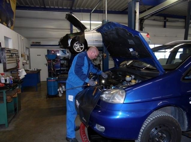 AUTOMEISTER Stolzki